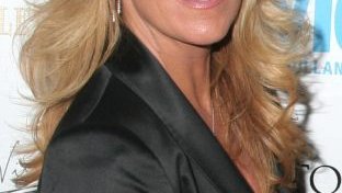 Dina Lohan będzie mieć własną kolekcję butów