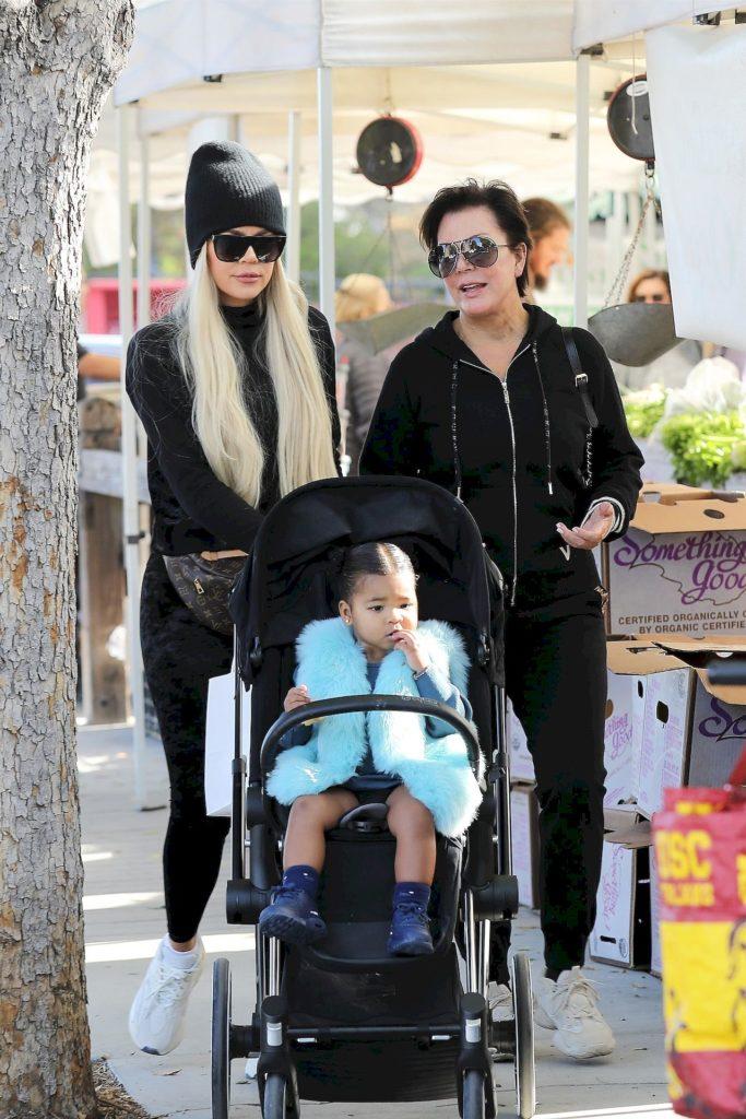 Khloe Kardashian z mamą i córką