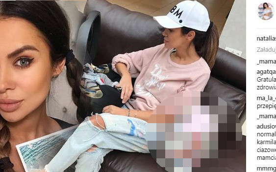 Natalia Siwiec pieluchy pakuje do torby, której cena ZWALI CIĘ Z NÓG (Instagram)