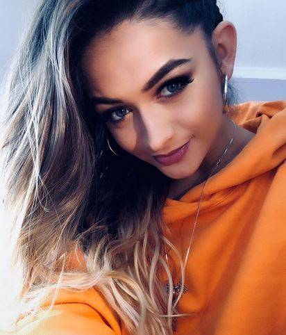 Kamila Zalewska – tancerka, która wystąpiła z Robbie Williamsem na otwarciu Mundialu