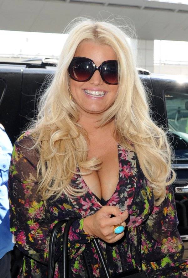 Jessica Simpson chudnie zbyt powoli – mówi Jennifer Hudson