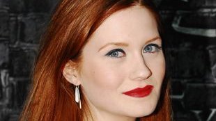 Bonnie Wright przemieniła się w prawdziwego wampa (FOTO)