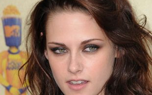 Kristen Stewart będzie się całować z Dakotą Fanning