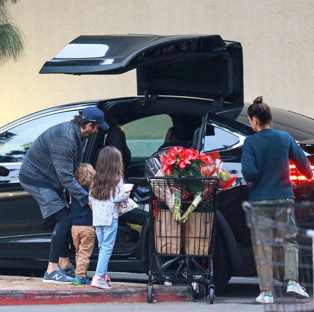 Mila Kunis Ashton Kutcher