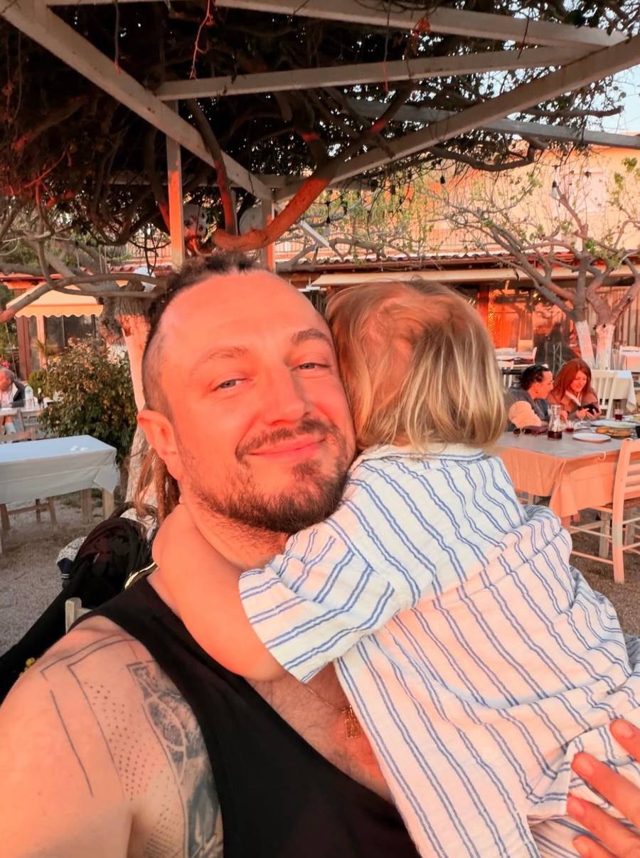 Baron pokazał synka. Leoś to już duży chłopczyk/ Instagram