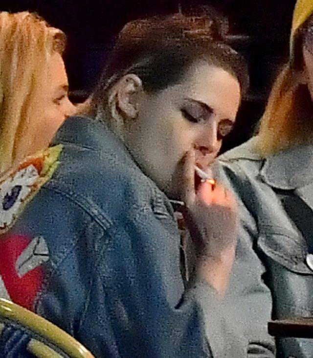 Kristen Stewart całuje się z dziewczyną