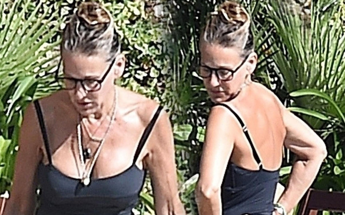 Sarah Jessica Parker w kostiumie kąpielowym