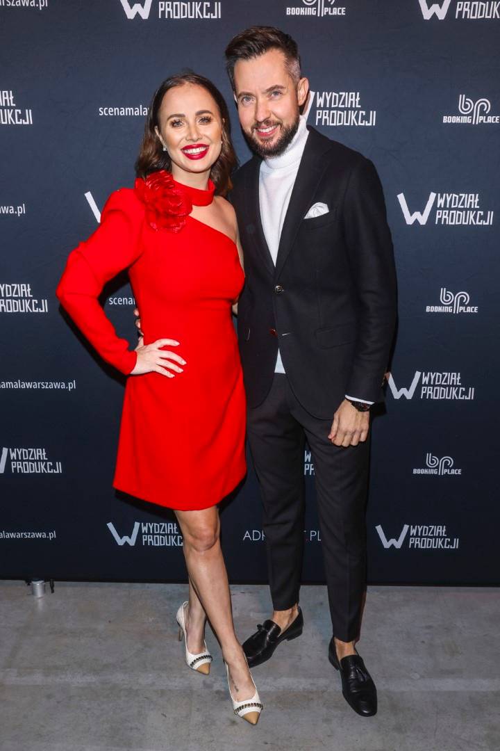 Gwiazdy na premierze sztuki. Paweł Małaszyński z żoną, Olga Borys, Artur Barciś, Piotr Zelt…