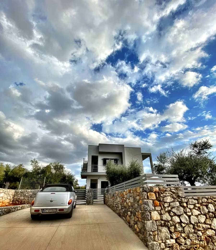 Grecka Willa Robert Gawlińskiego/zdjęcie ze strony airbnb.pl