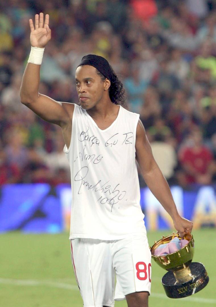 Robert Lewandowski dołączy do prawdziwej ALEI GWIAZD! Oto najwięksi piłkarze FC Barcelony