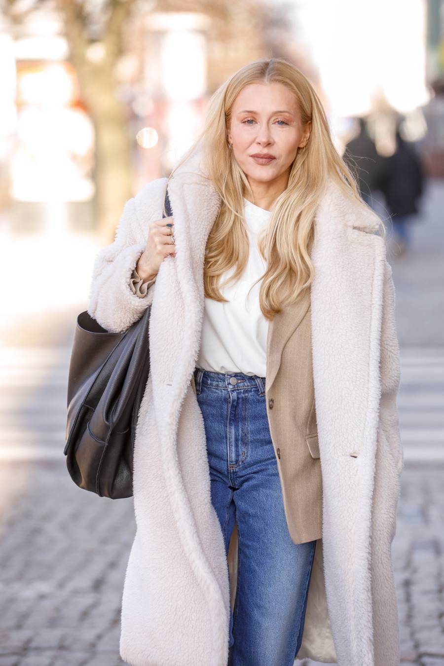 Tłumy gwiazd w “DDTVN”: Katarzyna Warnke, Jeremi Sikorski z ukochaną, Marcin Dorociński…