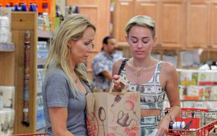 Rodzinka Miley Cyrus w komplecie