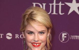 Ashley Smith chwali się przerwą między zębami (FOTO)