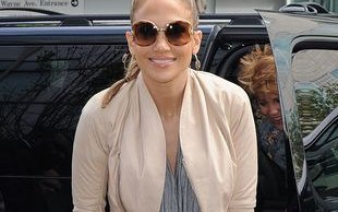 Jennifer Lopez ścięła synkowi długie włosy (FOTO)