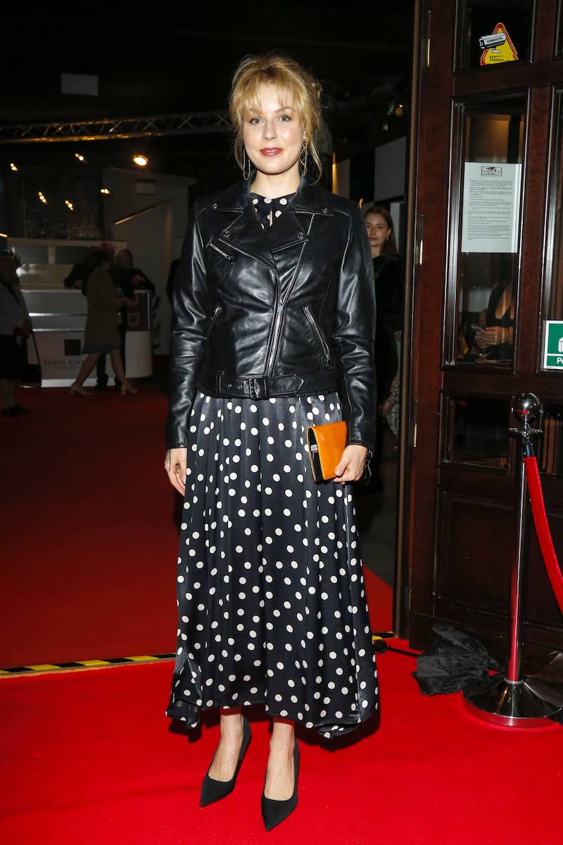 Premiera spektaklu “Gra w randki”. Barbara Bursztynowicz z “Klanu”, Lucyna Malec, Katarzyna Glinka…