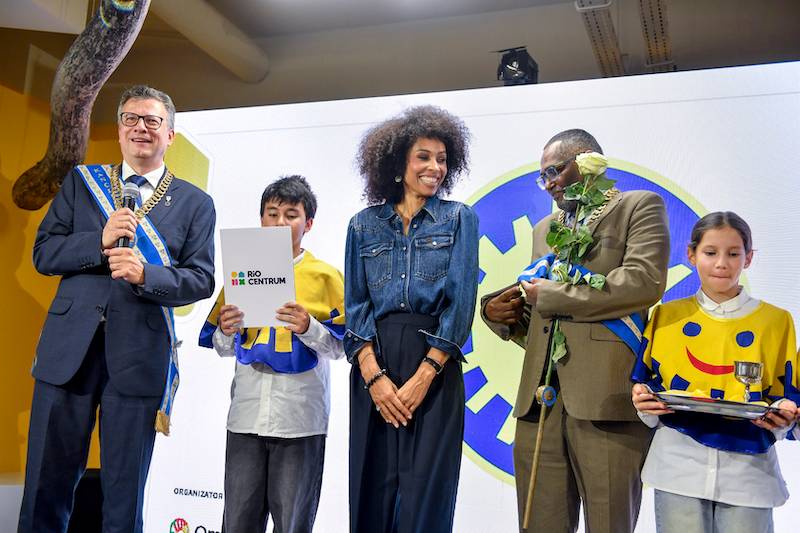Omenaa Mensah uhonorowana Orderem Uśmiechu! Na ceremonię przybyły gwiazdy (FOTO)