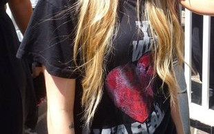 Zdjęcie pobitej Avril Lavigne (FOTO)