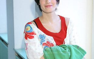 Różczka ma problemy z obnażaniem się