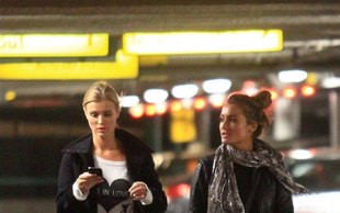 Joanna Krupa w Polsce przed finałem Top model (FOTO)