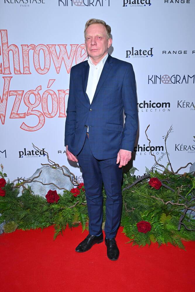 Tłum gwiazd na premierze “Wichrowych wzgórz”. Kaczorowska, Rogacewicz, Herbuś, Hakiel