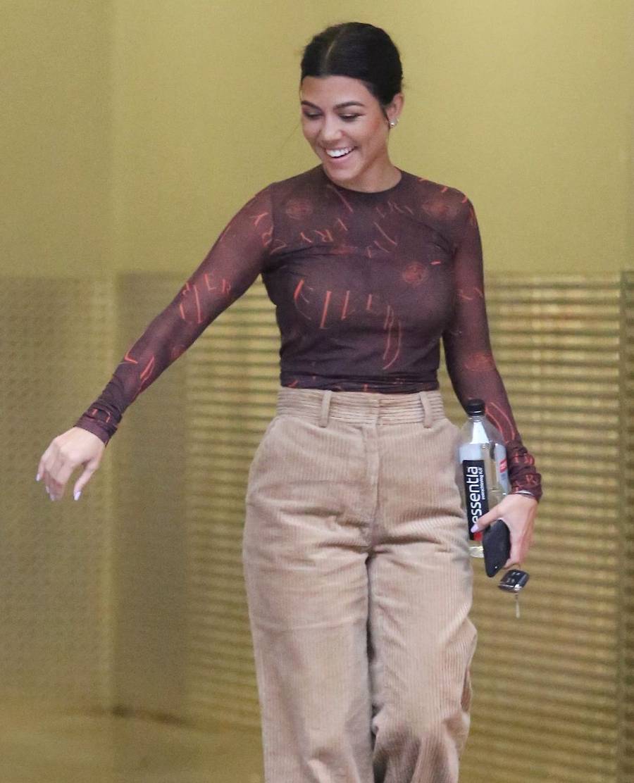 Te spodnie Kourtney Kardashian są po prostu BRZYDKIE?