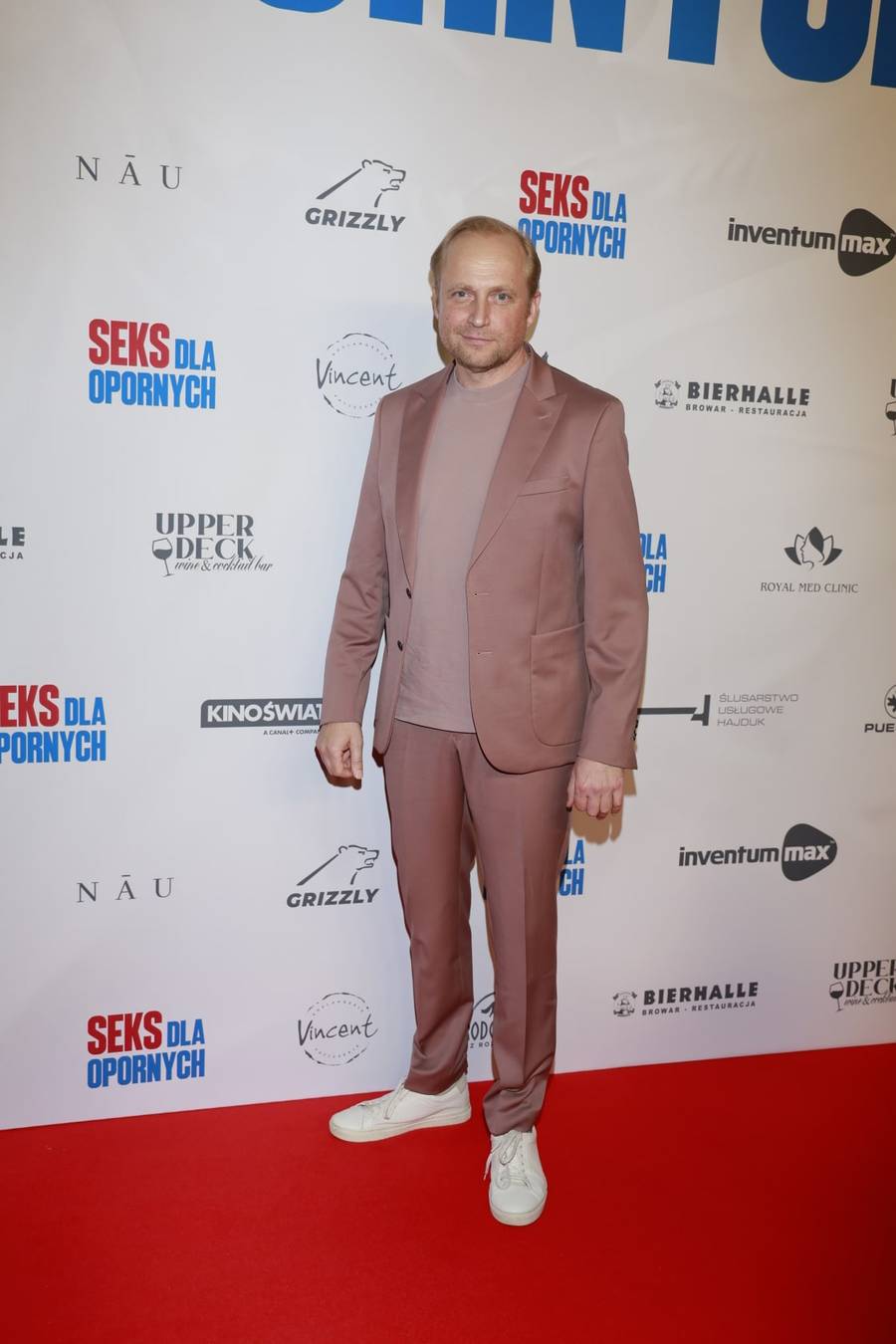 Plejada gwiazd na premierze “Seks dla opornych”! Z poduszką Helena Englert, Piotr Adamczyk, Ilona Ostrowska