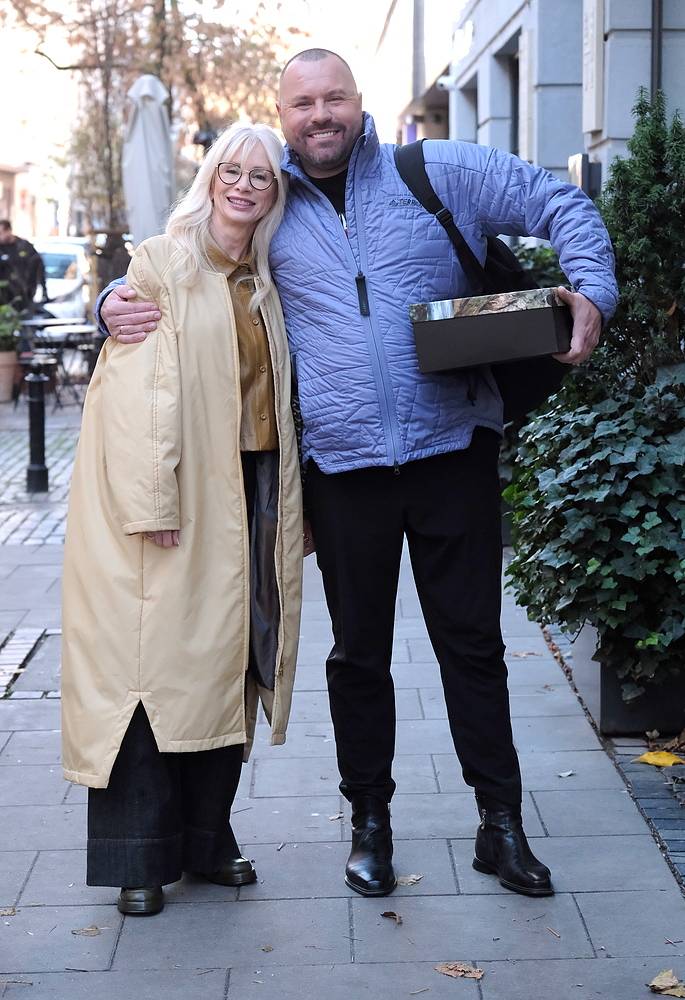 Plejada gwiazd w studiu “DDTVN”! Krzysztof Czeczot po groźnym wypadku, Liszowska w nowym wydaniu…