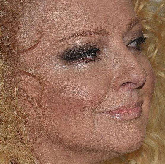 Zbliżenie na twarz Magdy Gessler