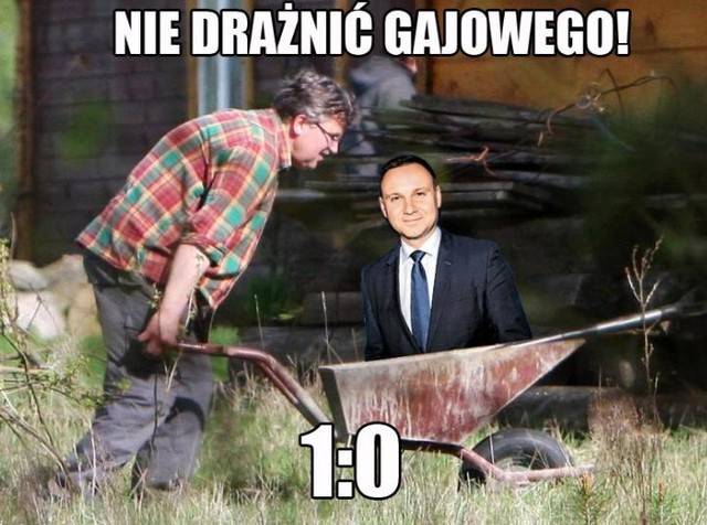 Memy po debacie – internauci komentują