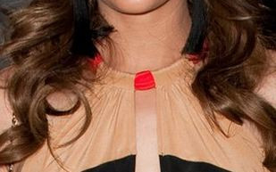 Natalie Portman wybiera luźne kreacje (FOTO)