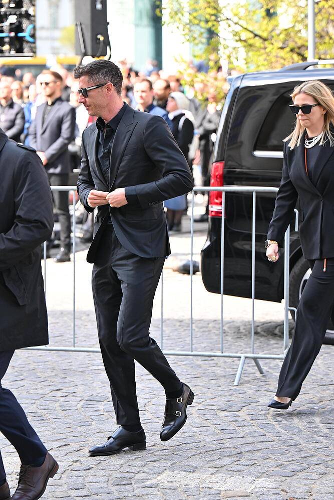 Robert Lewandowski na pogrzebie Jacka Magiery