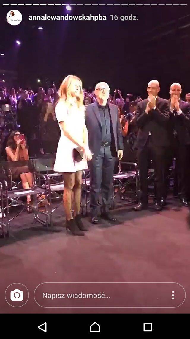 Anna Lewandowska z mężem na pokazie Calzedonii. Pozuje z samą Julią Roberts!
