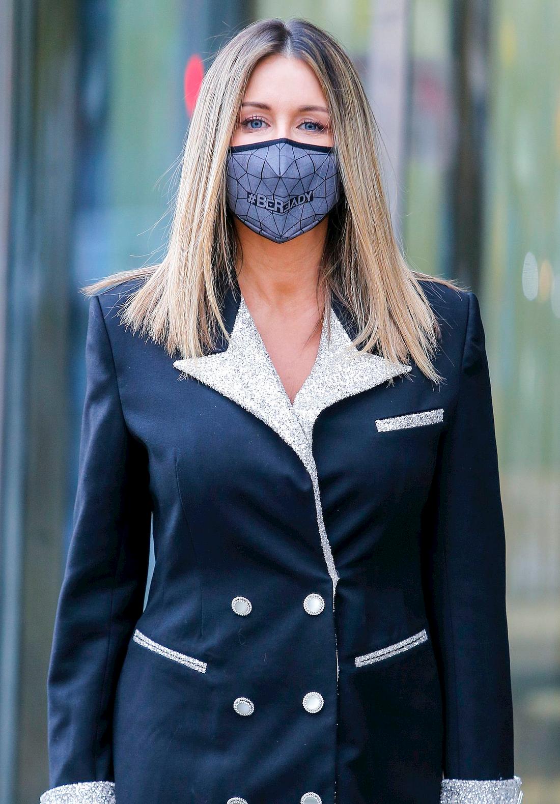 Małgorzata Rozenek w maseczce