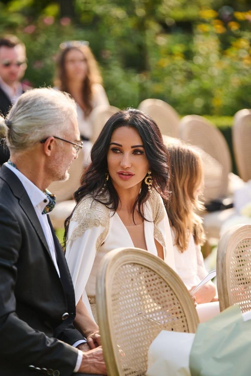 TYLKO U NAS! Gwiazdy balują na ślubie dentystki: Steczkowska, Janiak, Zdrójkowski, Dubiel, Jacyków, Kochanek, Wesołowski..