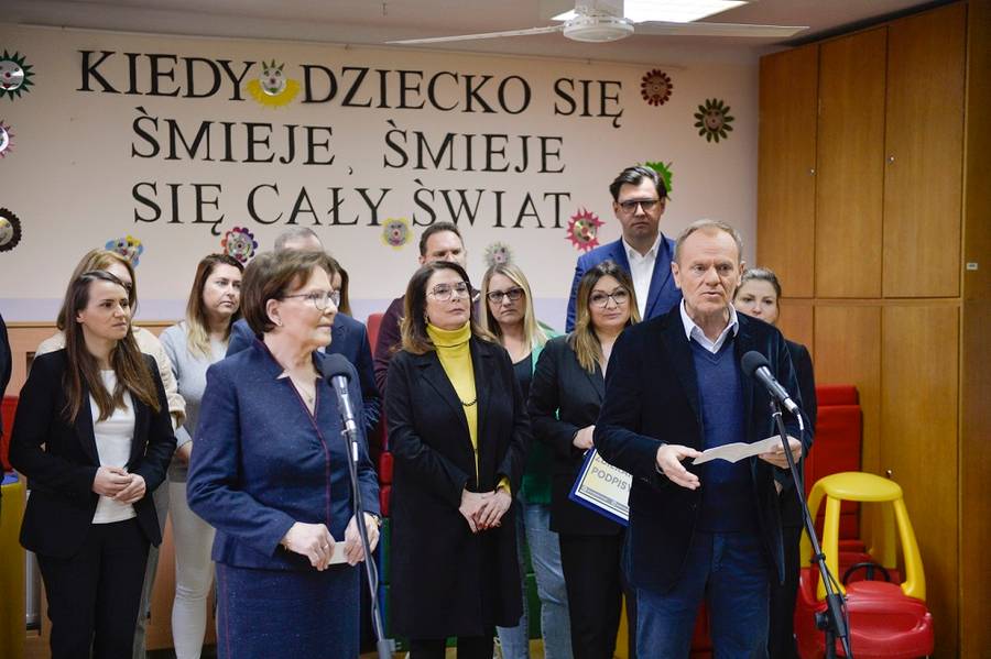 Małgorzata Rozenek zbiera podpisy pod METREM (ZDJĘCIA)