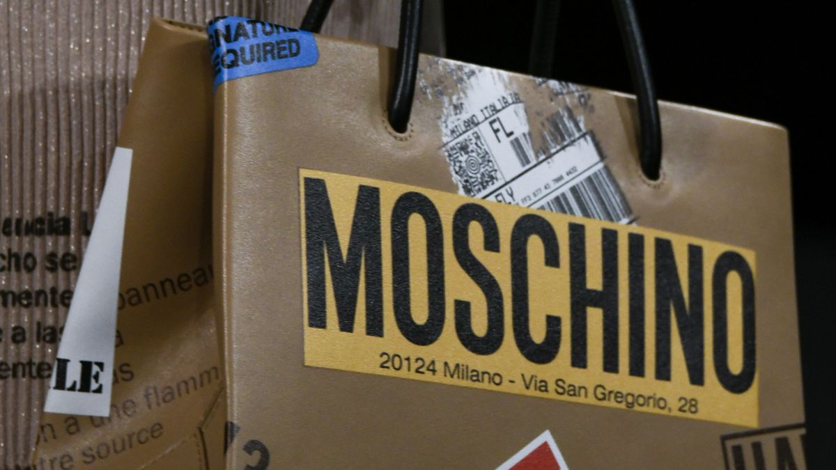 moschino-g-R1