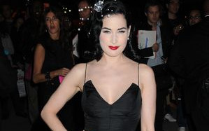 Dita Von Teese – królowa perfekcji (FOTO)