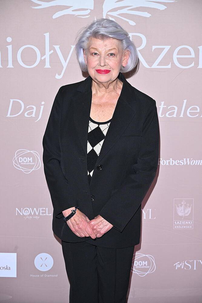 Katarzyna Sokołowska olśniła w czerni! Julia Pietrucha błyszczała w srebrze na gali „Anioły Rzemiosła 2025”