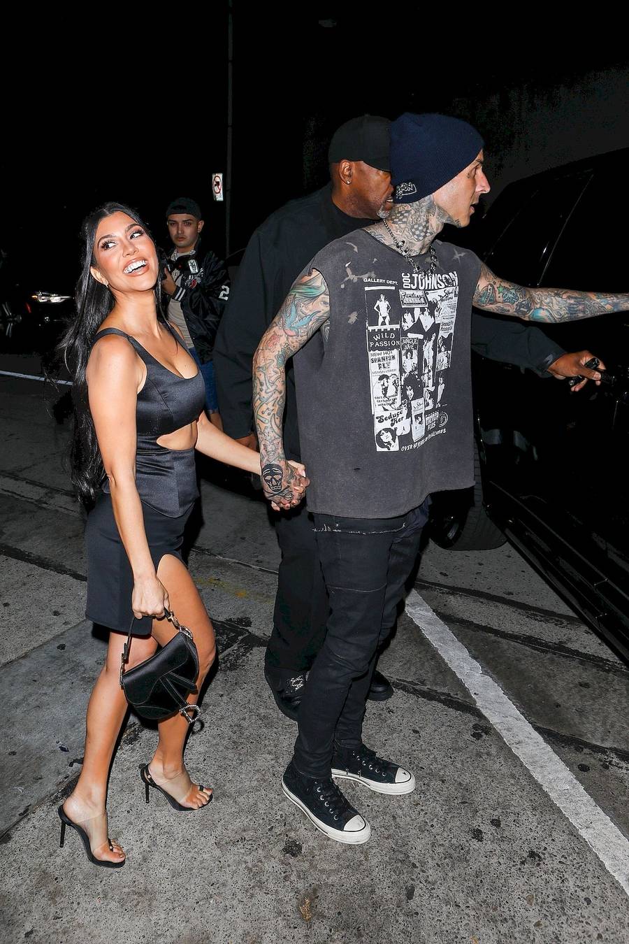 Kourtney Kardashian zaszalała z SEXY stylizacją. Co za figura (ZDJĘCIA)