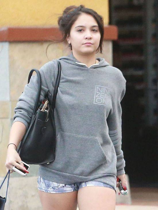 Stella Hudgens – siostra Vanessy. Czy jest podobna do siostry?