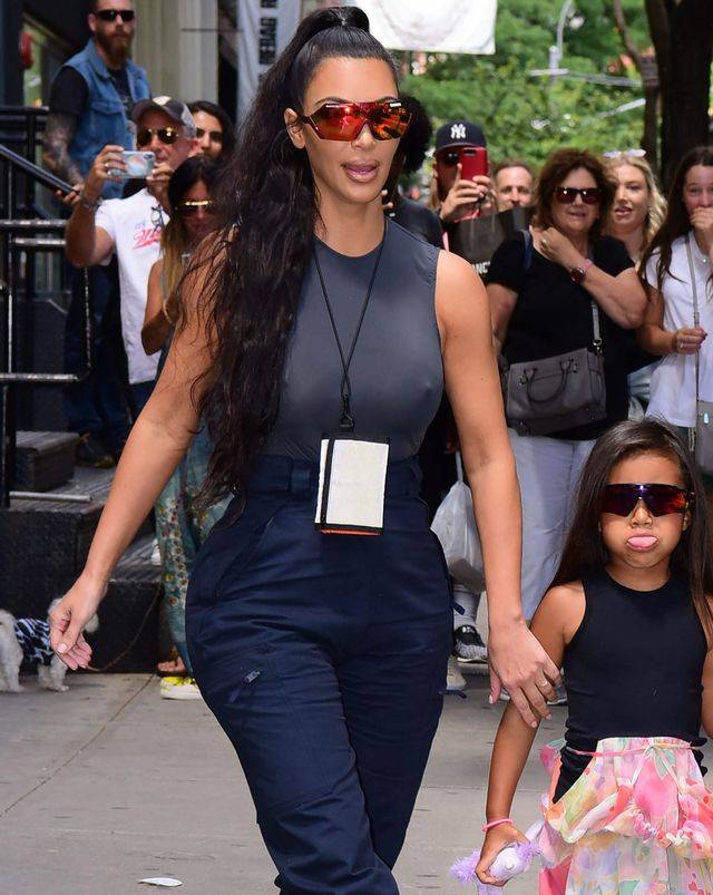 Fani WŚCIEKLI na Kim za to, co robi z dziećmi: Nie mogę w to uwierzyć!