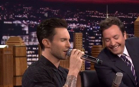 Oni są rewelacyjni! Jimmy Fallon i Adam Levine w akcji VIDEO