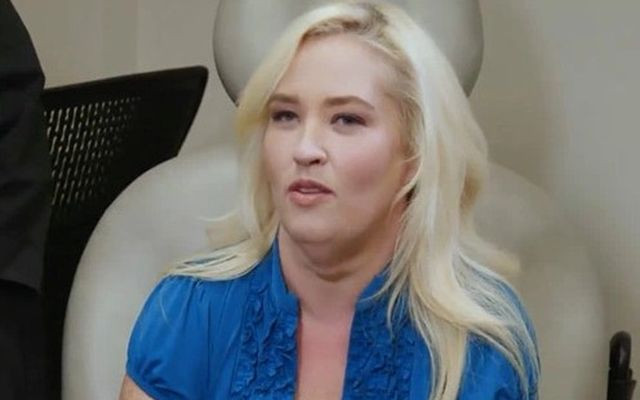 Piersi mamy June po schudnięciu 90 kg są w STRASZNYM STANIE