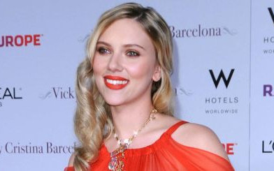 Dlaczego Scarlett Johansson to ideał urody?