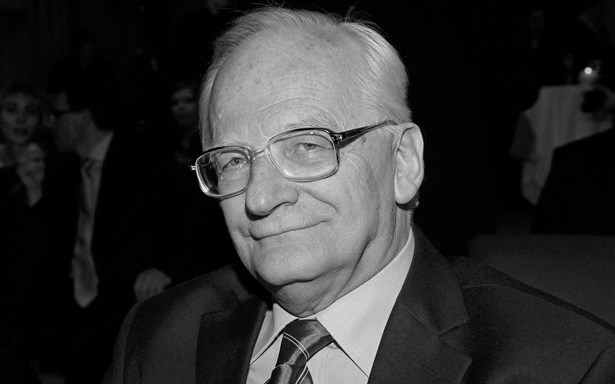 Nie żyje Stanisław Janicki.  Legendarny gospodarz “W starym kinie” miał 92 lata