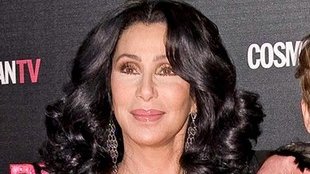 Pokazała sutki na czerwonym dywanie (FOTO)