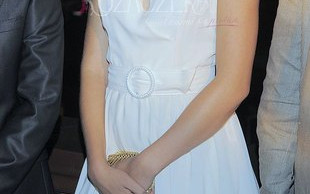 Poważna Julia Pietrucha (FOTO)