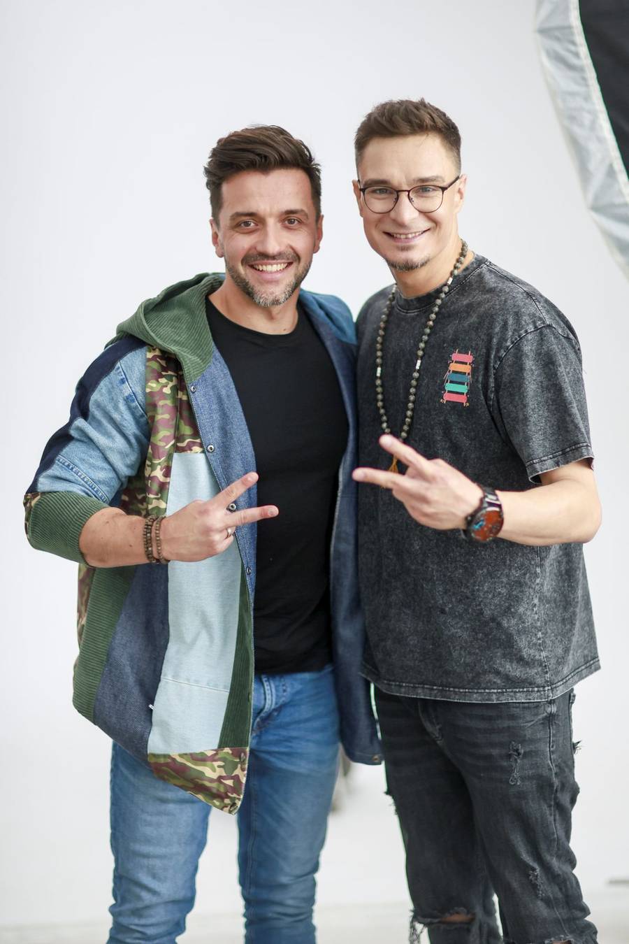 Gwiazdy w uroczej sesji do kalendarza “Psierociniec”. Margaret, Magda Steczkowska, Rafał Szatan…(FOTO)