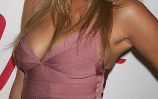 Bar Refaeli naga w reklamie (VIDEO)