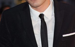 Mark Ronson zagra na drugich urodzinach Suri